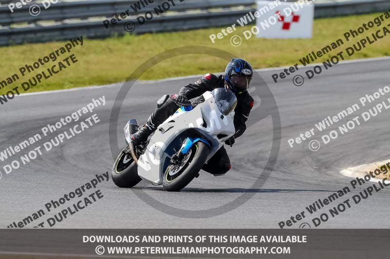 enduro digital images;event digital images;eventdigitalimages;no limits trackdays;peter wileman photography;racing digital images;snetterton;snetterton no limits trackday;snetterton photographs;snetterton trackday photographs;trackday digital images;trackday photos